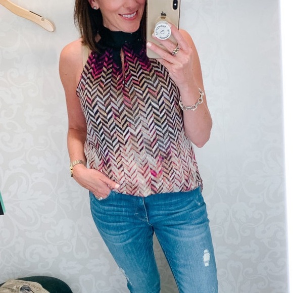 White House Black Market Black and Pink Chevron Blouse - Picture 4 of 15